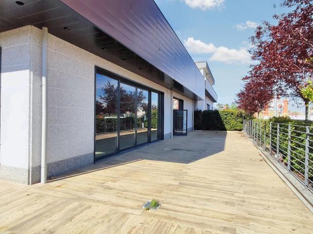 #23651 Locale commerciale con area esterna in vendita - foto 12