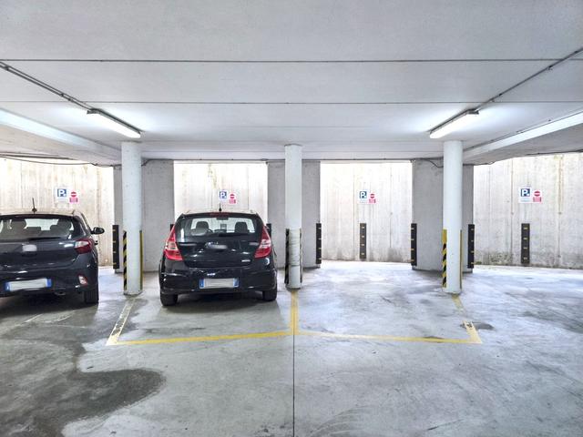 #2536544 Ambulatorio medico con magazzino, posti auto e arredi in vendita - foto 15