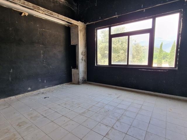 Stabilimenti produttivi in vendita