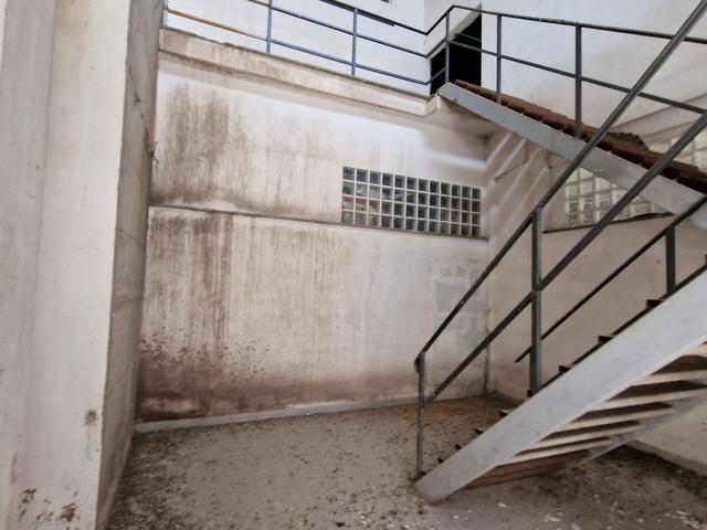 Stabilimenti produttivi in vendita