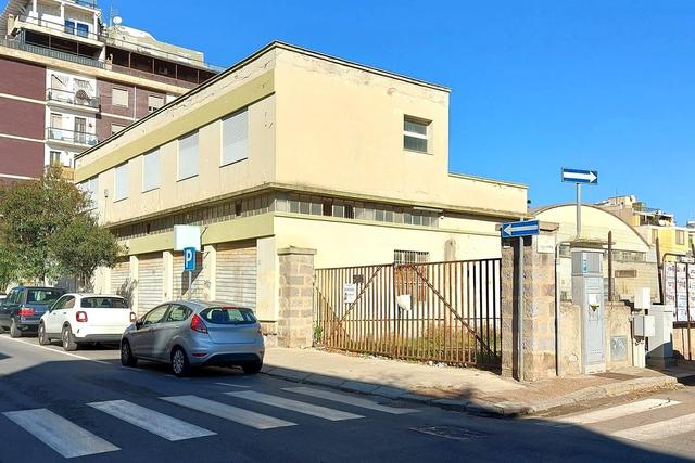 Stabilimenti produttivi in vendita