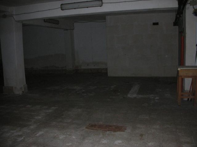 Negozi in vendita
