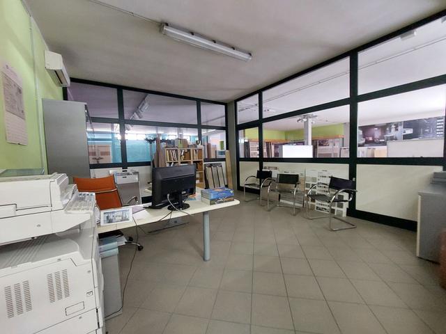 Stabilimenti produttivi in vendita