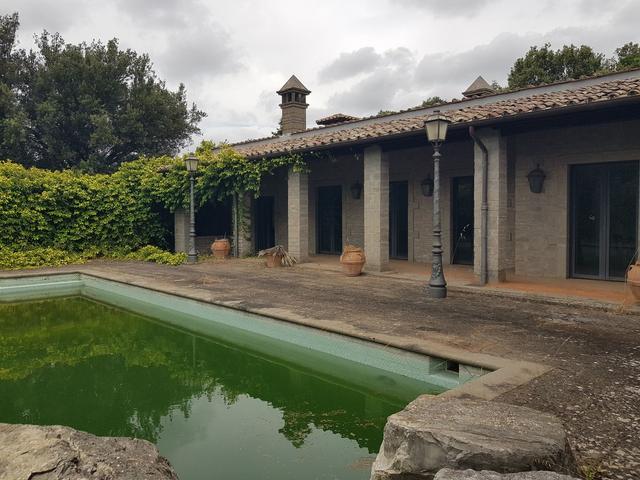Ville in vendita