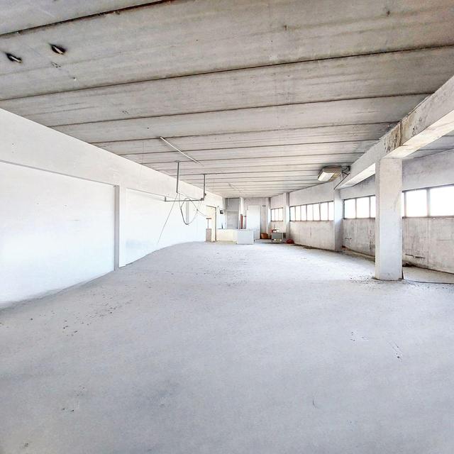 #23329 Porzione di fabbricato industriale al piano primo con rampa carrabile in vendita - foto 5