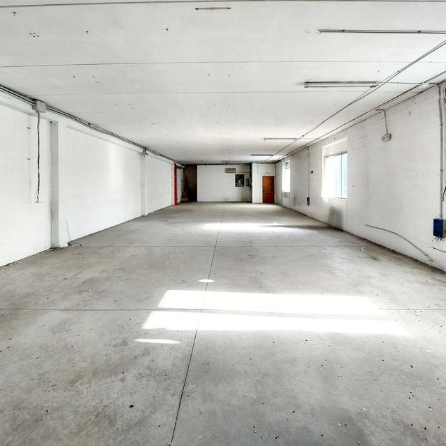 #23329 Porzione di fabbricato industriale al piano primo con rampa carrabile in vendita - foto 9