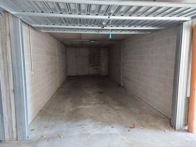 Garage in vendita