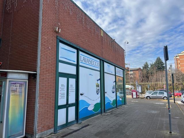 Negozi in vendita