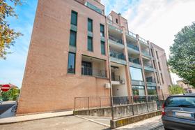 Uffici entro 500 mq in vendita