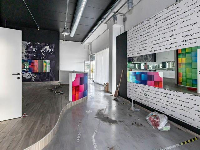 Complessi commerciali in vendita