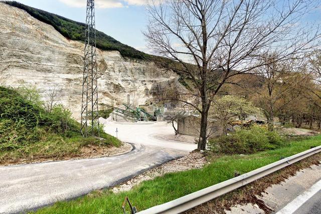#23617 Terreno di complessivi 37.521 mq in vendita - foto 8