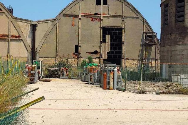 #24256 Area industriale con torre di raffreddamento in vendita - foto 2