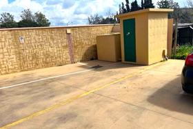 Posti auto in vendita