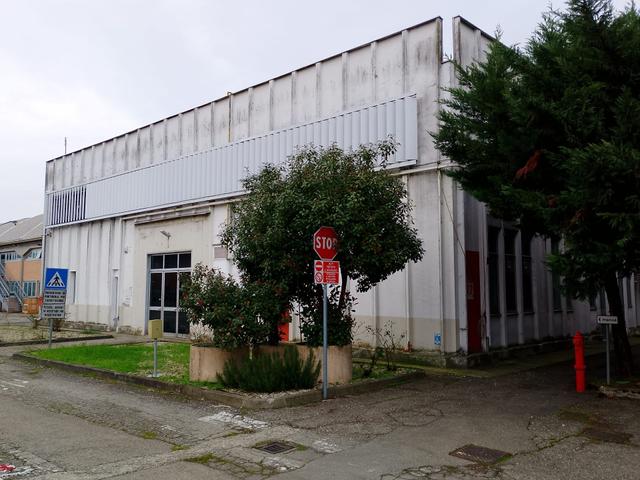 #2537304 Ampio complesso industriale con terreno edificabile in vendita - foto 11