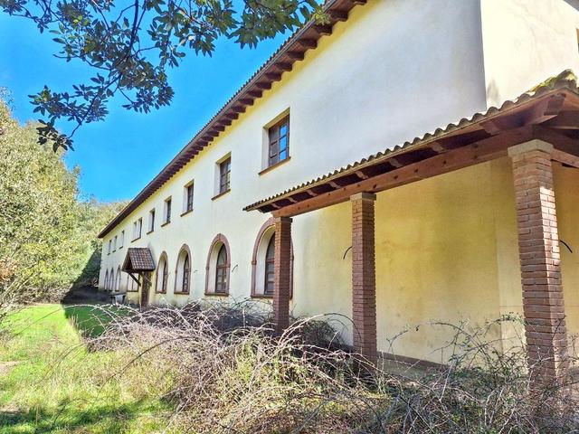 #25729 Albergo da riqualificare in vendita - foto 1