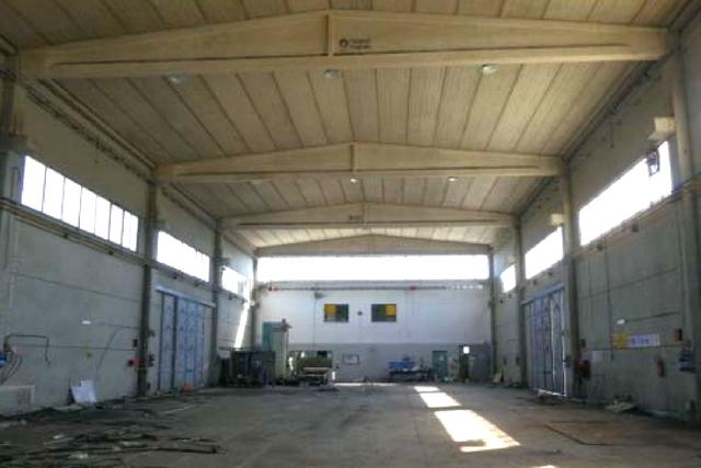 #2639836 Opificio con uffici e cortile privato (part 256) in vendita - foto 2