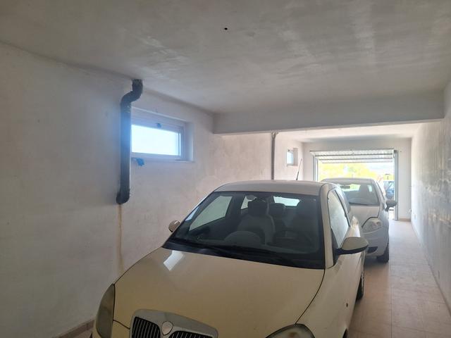 Garage in vendita