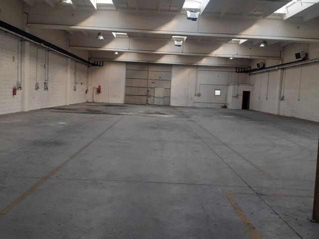 #2537967 Capannone industriale con uffici in vendita - foto 2