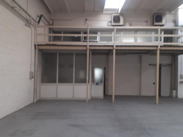 #2537967 Capannone industriale con uffici in vendita - foto 4