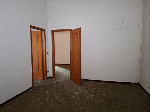 Grandi dimensioni in vendita