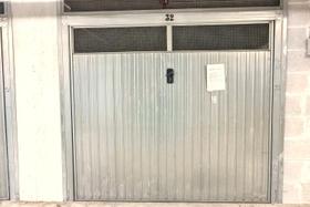 Garage in vendita