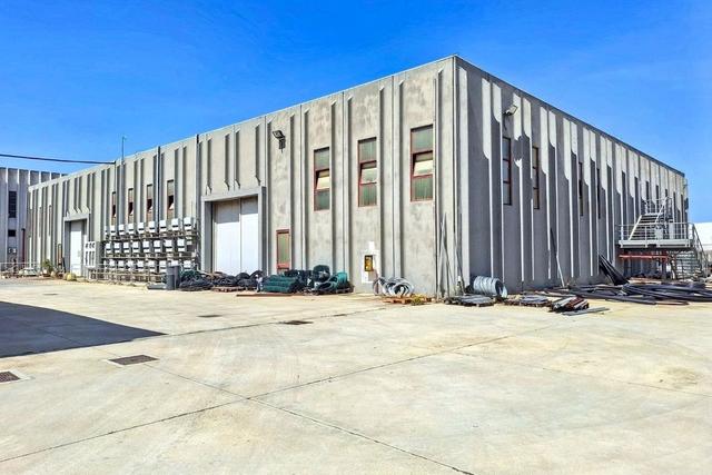 Stabilimenti produttivi in vendita