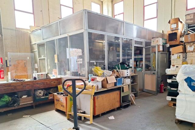 Stabilimenti produttivi in vendita