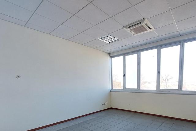 Studi privati in vendita