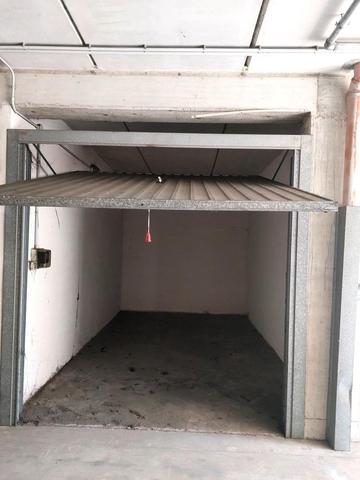 Garage in vendita