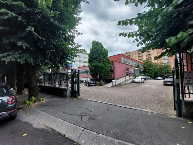 #2537071 Capannone commerciale adibito ad uffici e magazzino deposito in vendita - foto 11
