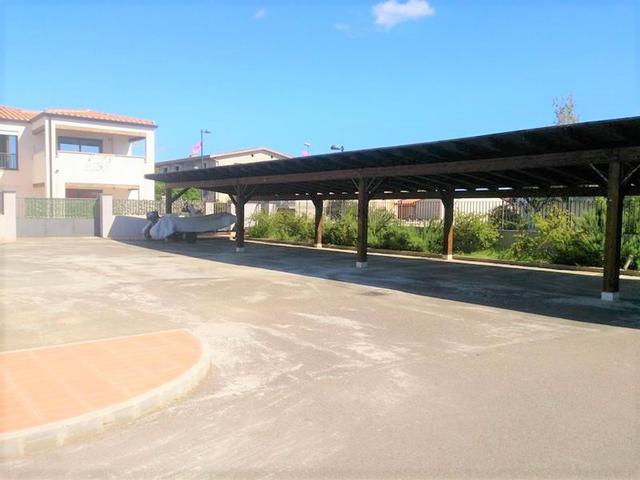 Posti auto in vendita