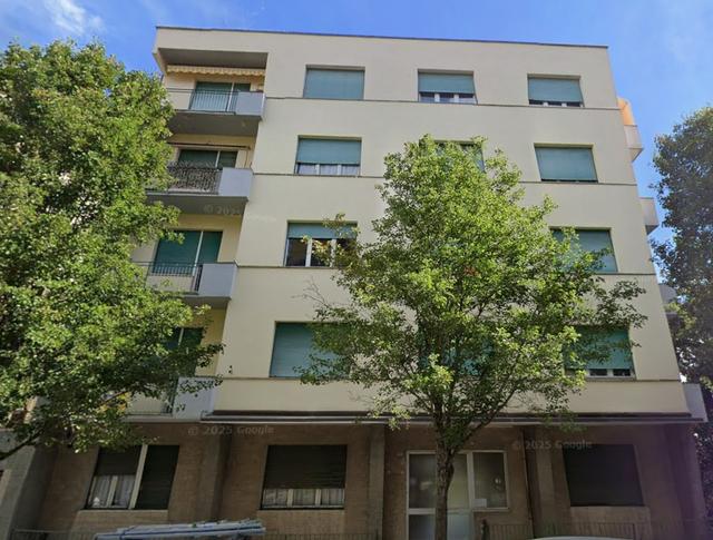 Grandi dimensioni in vendita