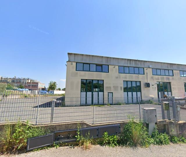 Stabilimenti produttivi in vendita