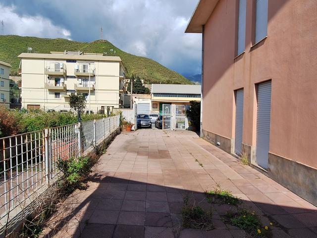 Ospedali e cliniche in vendita