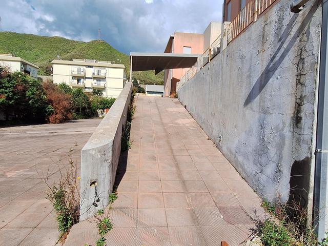 Ospedali e cliniche in vendita