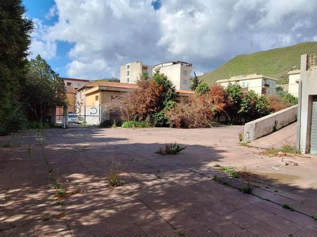 Ospedali e cliniche in vendita