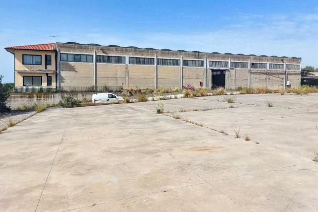 #2524002 Complesso artigianale con piazzali e terreni in vendita - foto 5