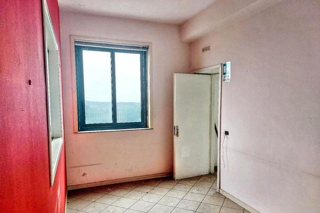 Stabilimenti produttivi in vendita