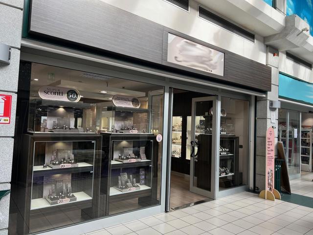 #25242 Negozio a reddito di gioielleria in centro commerciale San Ruffillo in vendita - foto 1