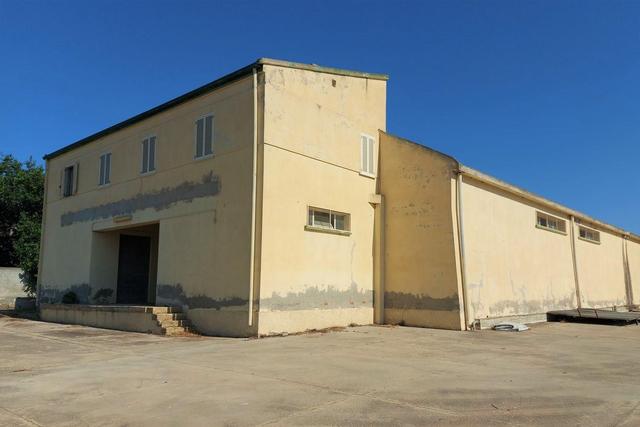 Stabilimenti produttivi in vendita