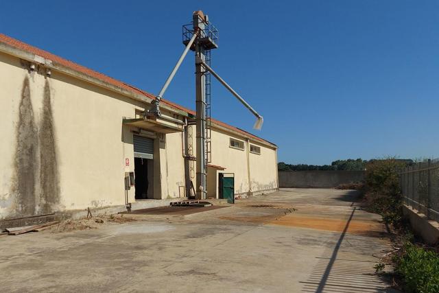 Stabilimenti produttivi in vendita