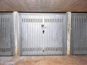 Garage in vendita
