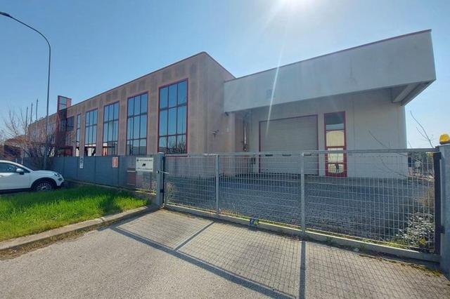 #14879 Capannone con uffici e cabina elettrica in vendita - foto 21