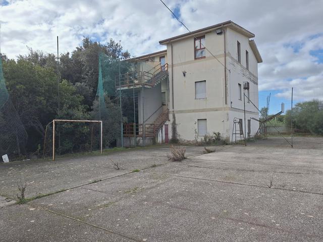 #2537741 Complesso polifunzionale con pertinenze in vendita - foto 2