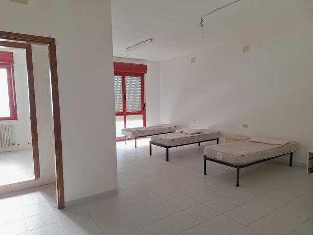 Grandi dimensioni in vendita