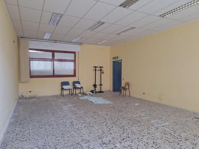 Grandi dimensioni in vendita