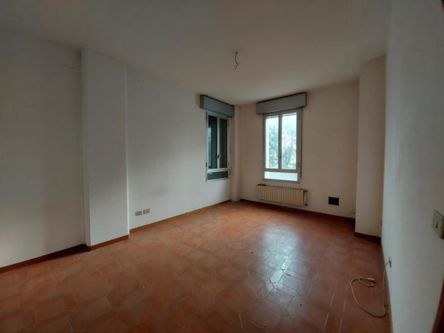 #14689 Capannone industriale con area di pertinenza in vendita - foto 8