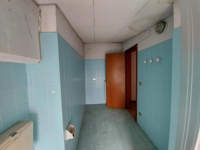 #14689 Capannone industriale con area di pertinenza in vendita - foto 5