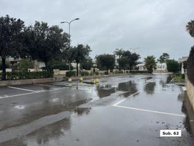 Posti auto in vendita