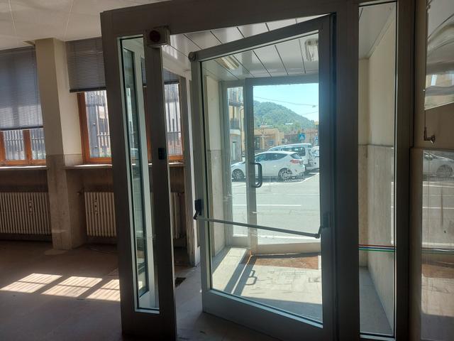 #2528001 Locale commerciale in Vendita _ CREVACUORE in vendita - foto 4